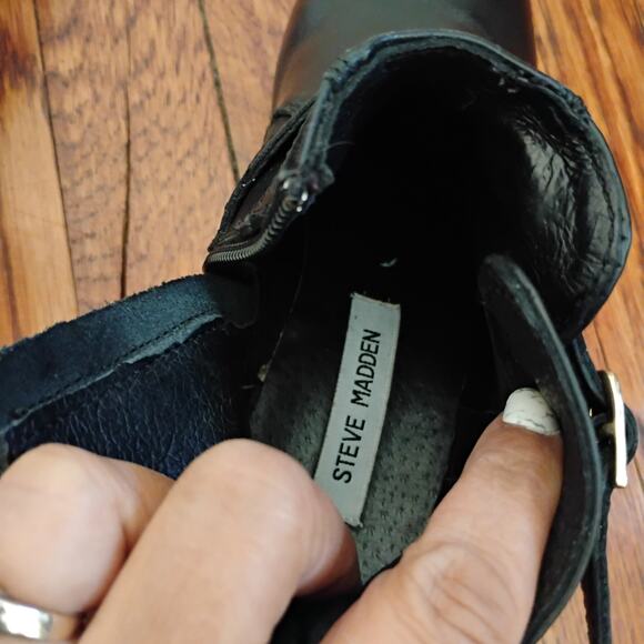 Steve Madden Black Ringo Leather Ankle Boots Size 8M Gold Braid 1in Biker Combat - Picture 8 of 17